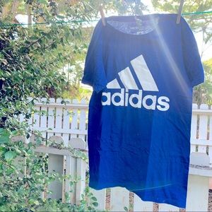 Adidas blue T-shirt 💙